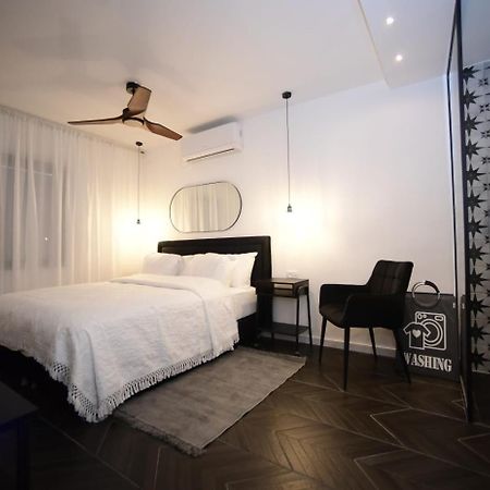 Z-32 Luxury Boutique Apartment エイラート エクステリア 写真