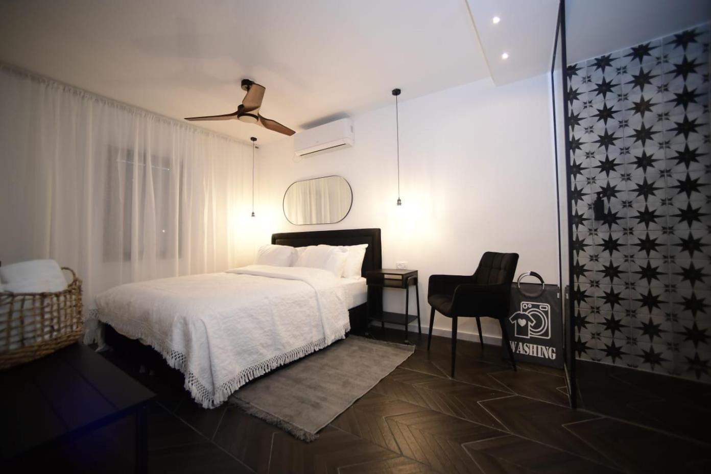 Z-32 Luxury Boutique Apartment エイラート エクステリア 写真